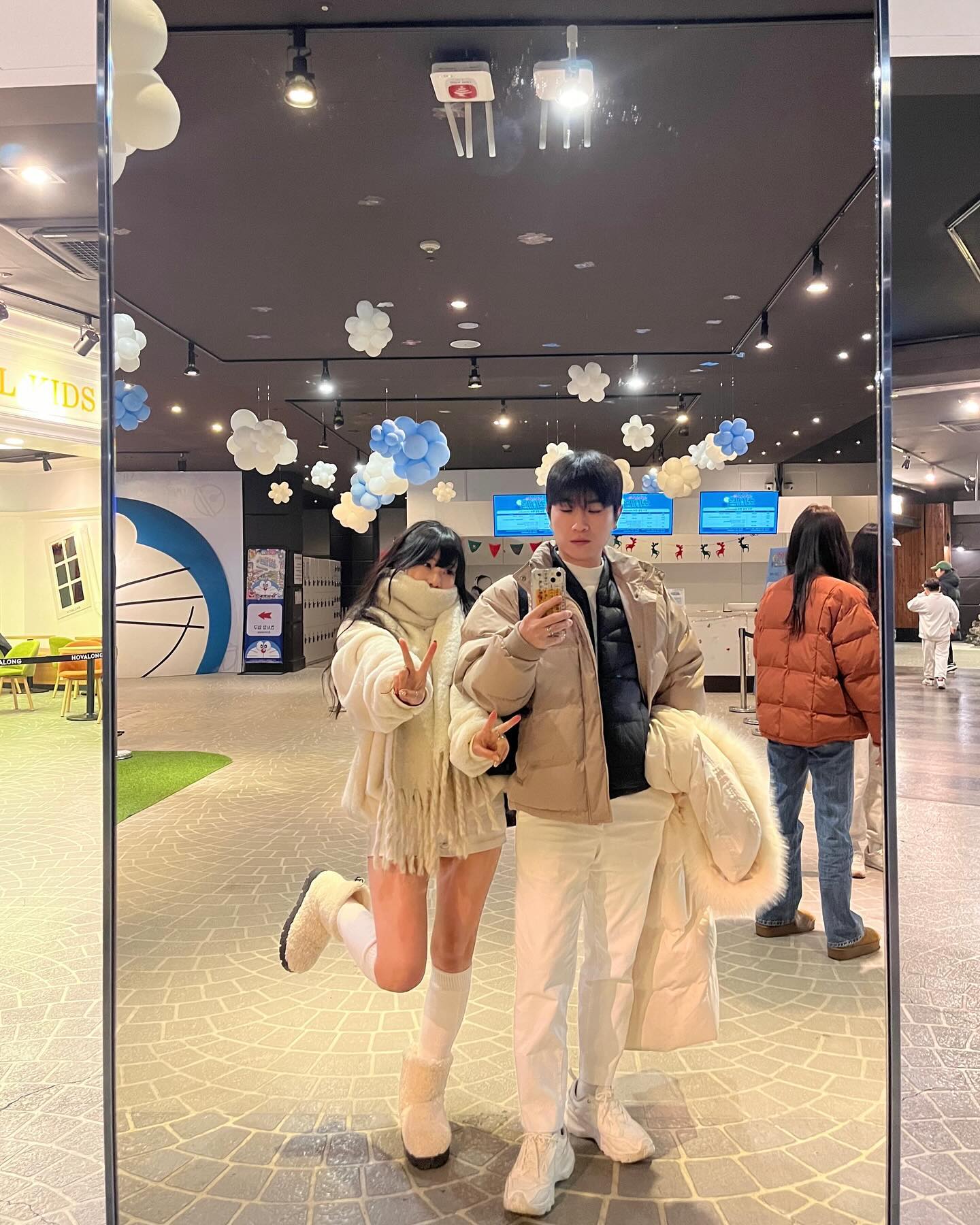 힘들 땐 즐거웠던 날의 사진보기😌