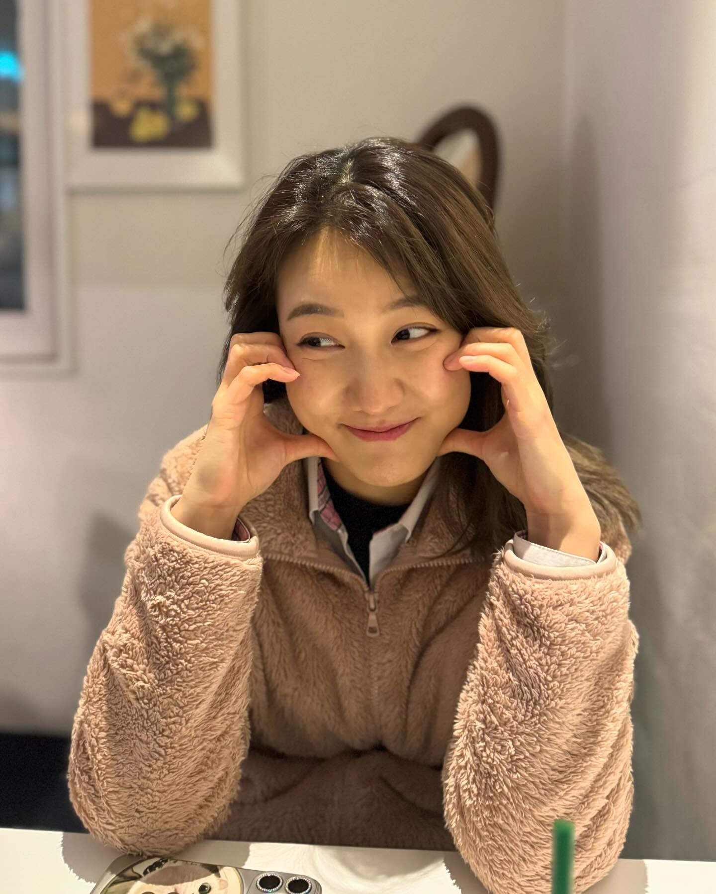 표정 다양하게 쓰기🫶🏻☺️🙂🙄😆🥴😝😜🍽️
#더다양하게 #연습하자 #배우의길 #오디션