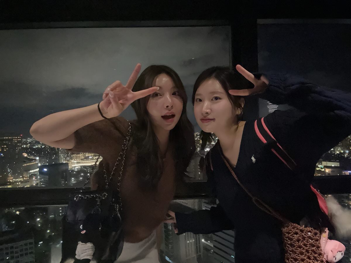 👯‍♀️