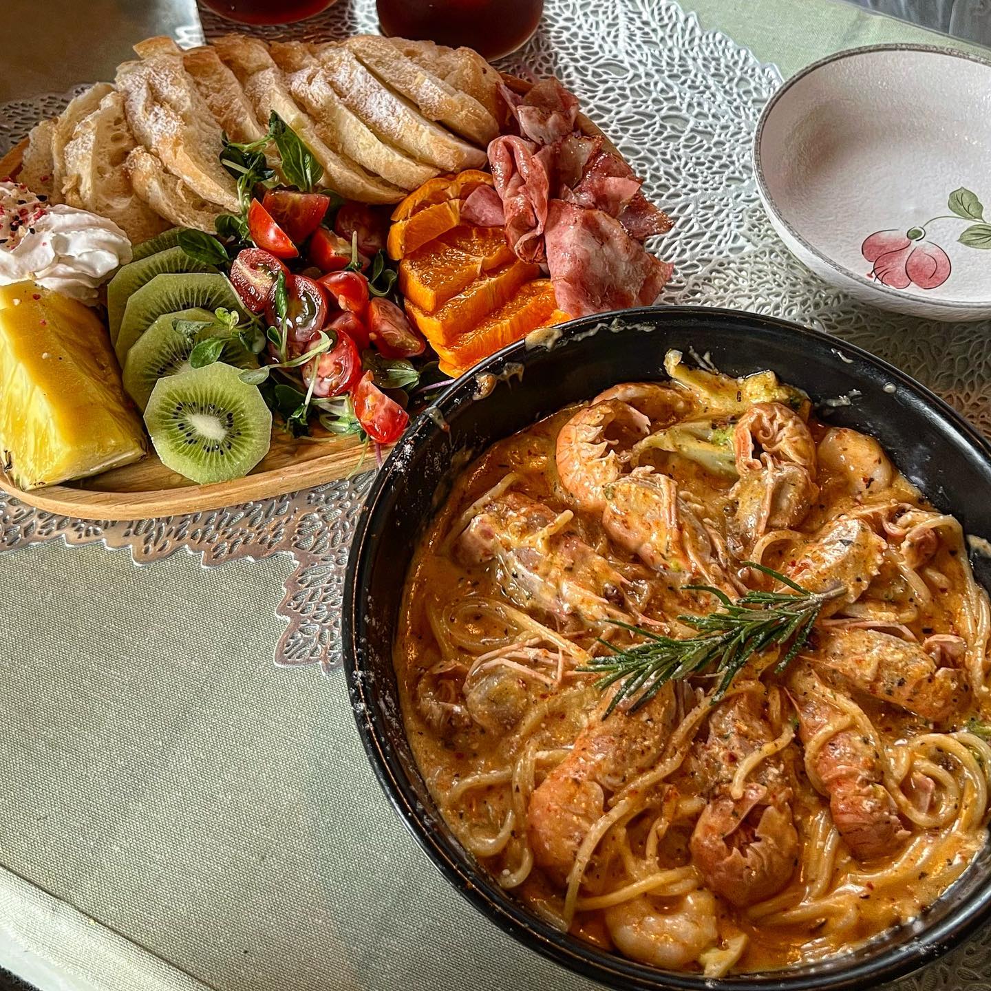 🍴#협찬 #머기제주
#제주맛집 #협제맛집 #협제브런치
#배롱정원 #제주브런치 #제주딱새우

브런치 맛집으로 소문난 배롱정원
자리가 협소해서 오픈런 추천 !
애견동반 식당인 점도 너무 좋았어요

상상 이상으로 맛있었던 브런치
브런치 선호하지 않는 편이었는데
여기서 먹고나서 입맛 바꼈습니다 (^^)
제주에서 먹었던 음식 중 제일 맛있었어요 !

#맛있다그램 #먹스타그램 #꿀맛 #존맛 #존맛탱 #핵존맛
