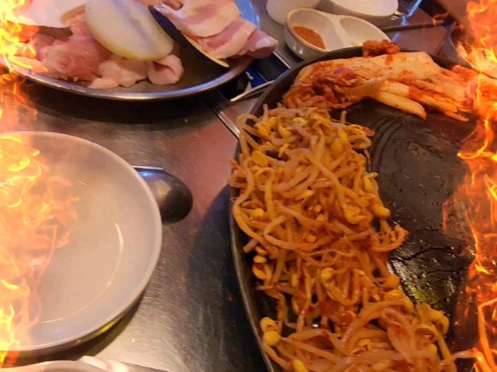 #맛집 #여의도 #삼겹살 #낭만솥뚜껑 #술 #안주 #일상 #먹방 #셀카 #할맥레드 #할맥 #daily #pork #mukbang #foodie #instafood #instalike #like #self #likesforlike #food #dinner #selfie  #selca #ff #instagram #hotplace #beer