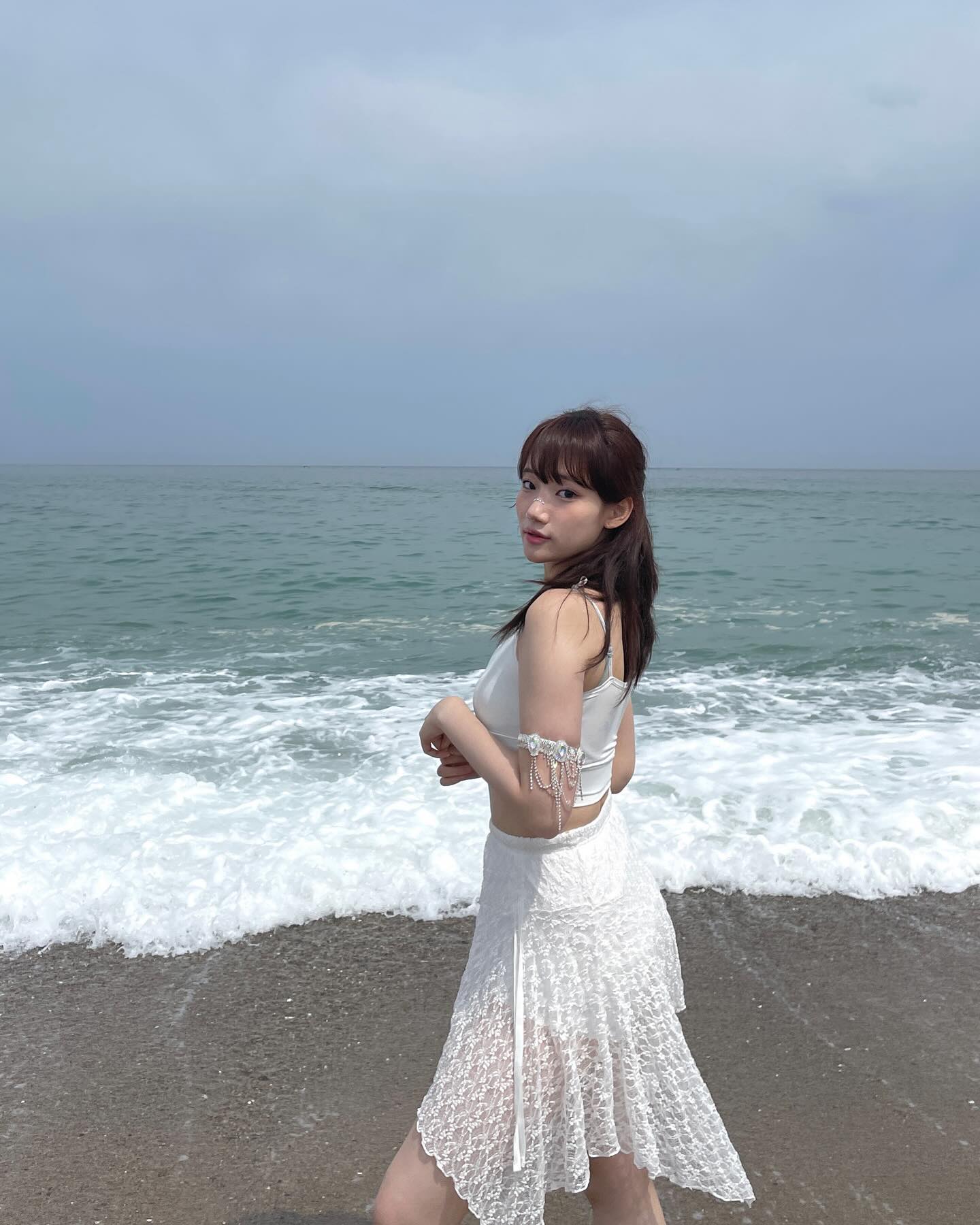 🌊
.
.
.
.
.
.
#바다 #바다여행 #바다스타그램 #코디 #오오티디 #패션 #학생코디 #셀카 #사진 #좋아요반사 #좋아요 #좋 #좋테 #좋반 #첫줄반사 #맞팔 #댄서 #06 #메이크업 #likesforlike #lfl #followforfollowback #f4f #ootd #fashion #dancer #l4l #selfie #selca #selstagram