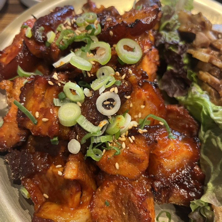 [서울 동대문] 호야네 족발 동대문점| 반반 세트 보쌈&불 족발