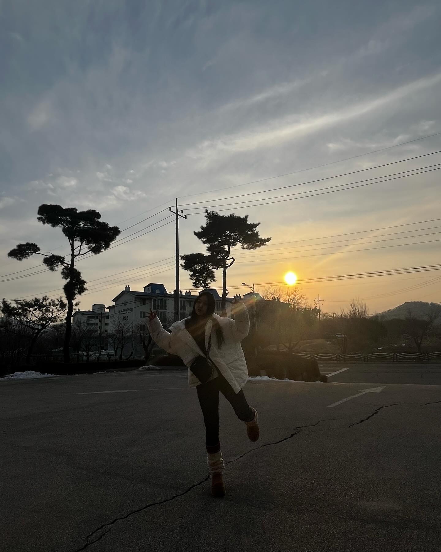 전제교 청년부 예배🩵💙
지정의를 늘 기억하며 생명의 말씀을 믿고 주의 길을 가는 전제교 청년되길 기도합니다🌨️

정말 오랜만에 왔는데 내 최애 찬양이 1빠 곡이었다!! 히히
햄보케~
지굼은 왕조아하는 해물찜 다 같이 모구로옴 ㅎ
꺄르륵 
예배도 드리개 해주시고 밥도 주시고 교제도 하게 해주시고 감삼다 ㅎㅎ

youth_forlight