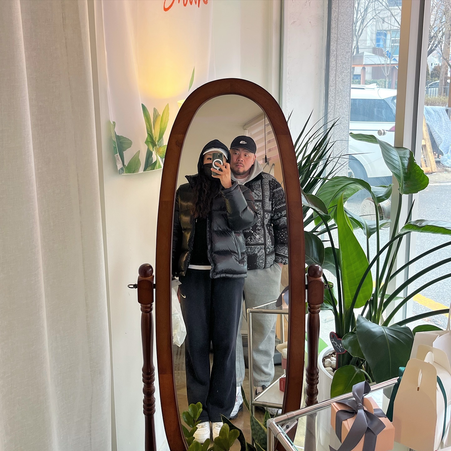.
병원도 데려가주고
빵도 사주고(중요✔️)
찜닭도 사주고 
붕어빵도 사주고(중요✔️)
고마오🫶🏾
#찜닭무새#기른경 
#부부스타그램
