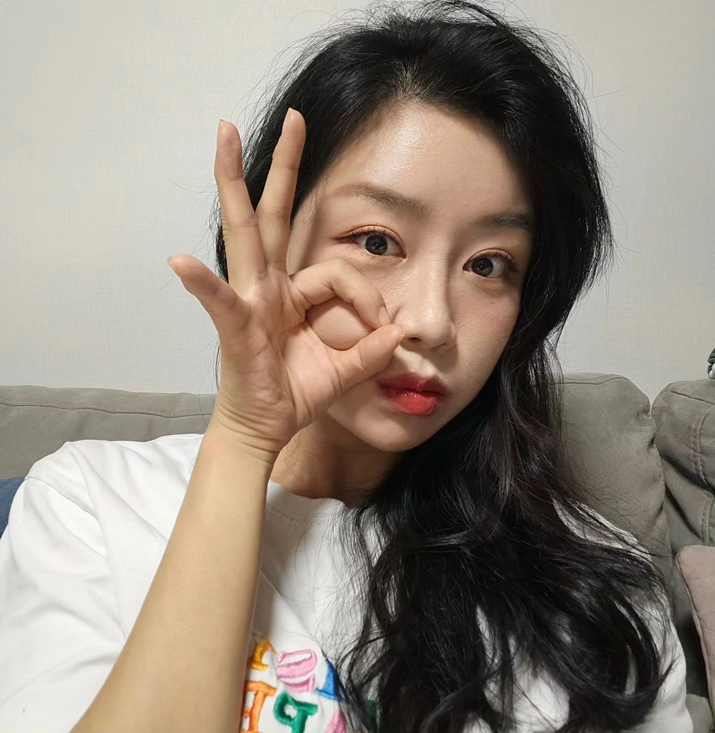 멀쩡한건 화장 하나뿐 
(ﾟーﾟ*)

#근자의기카셀피 #알럽마셆