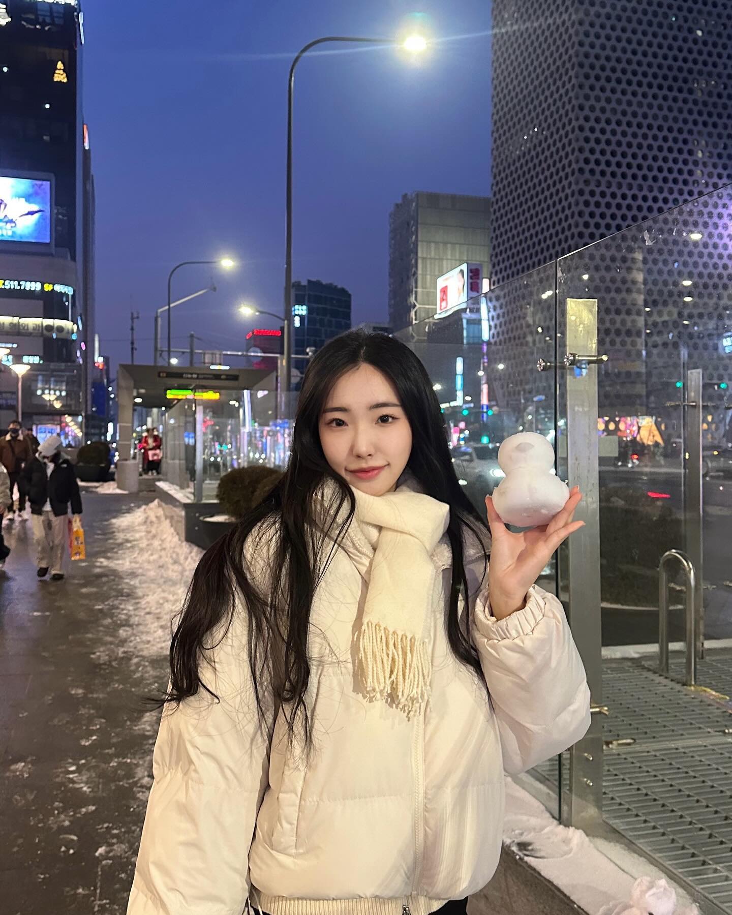 내가 만든건 아니구 옆에 있던거 들고 찍은거🐣