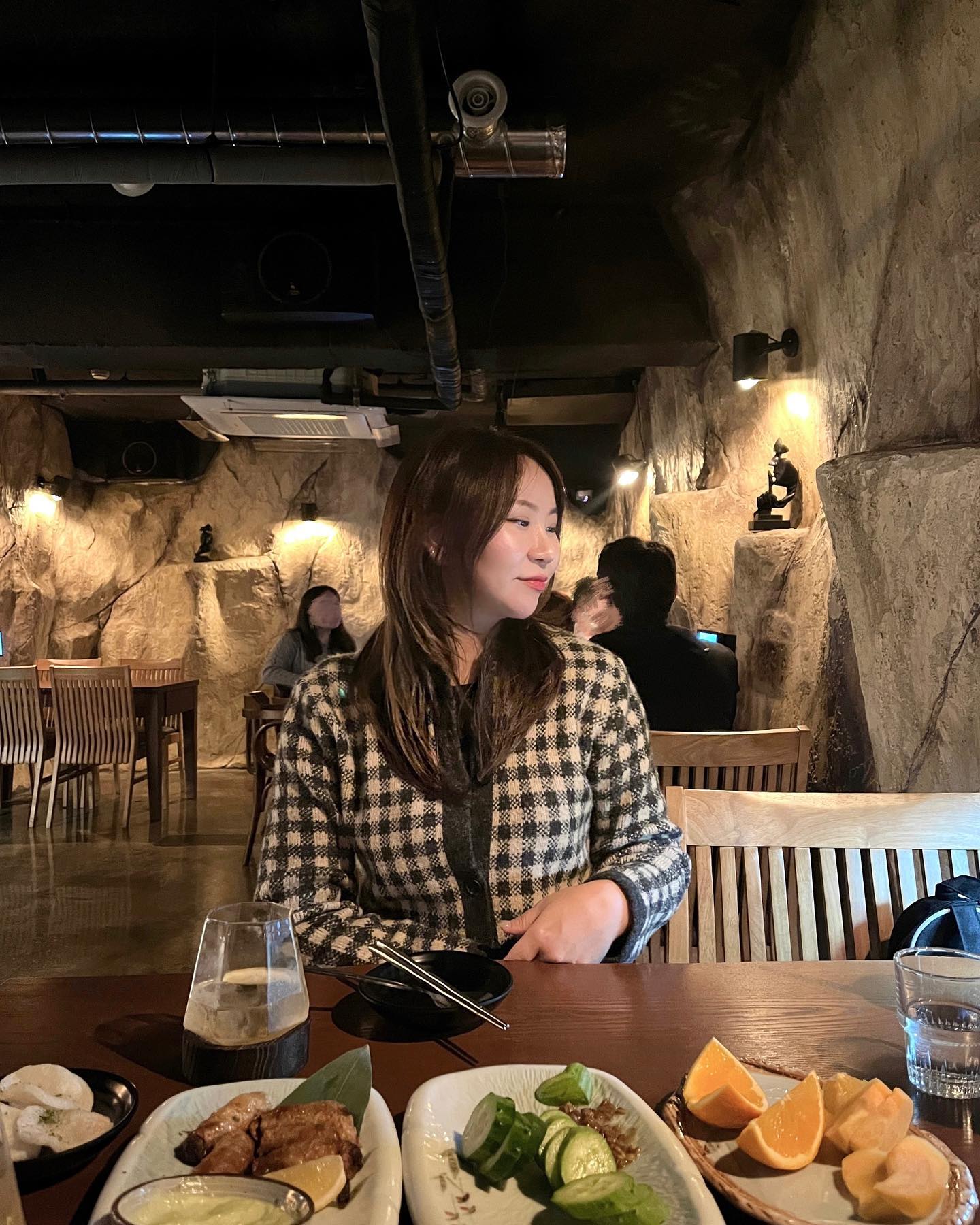 산토리 맛집, 밀담 너무 좋다〰️( ˃᷄˶˶̫˶˂᷅ ) 💗
요즘 24시간이 모자란 재구니도 너무 좋다! 
잘하고 있어 머시쒀! 최고야! 人Г己БㅎЙ＿♡