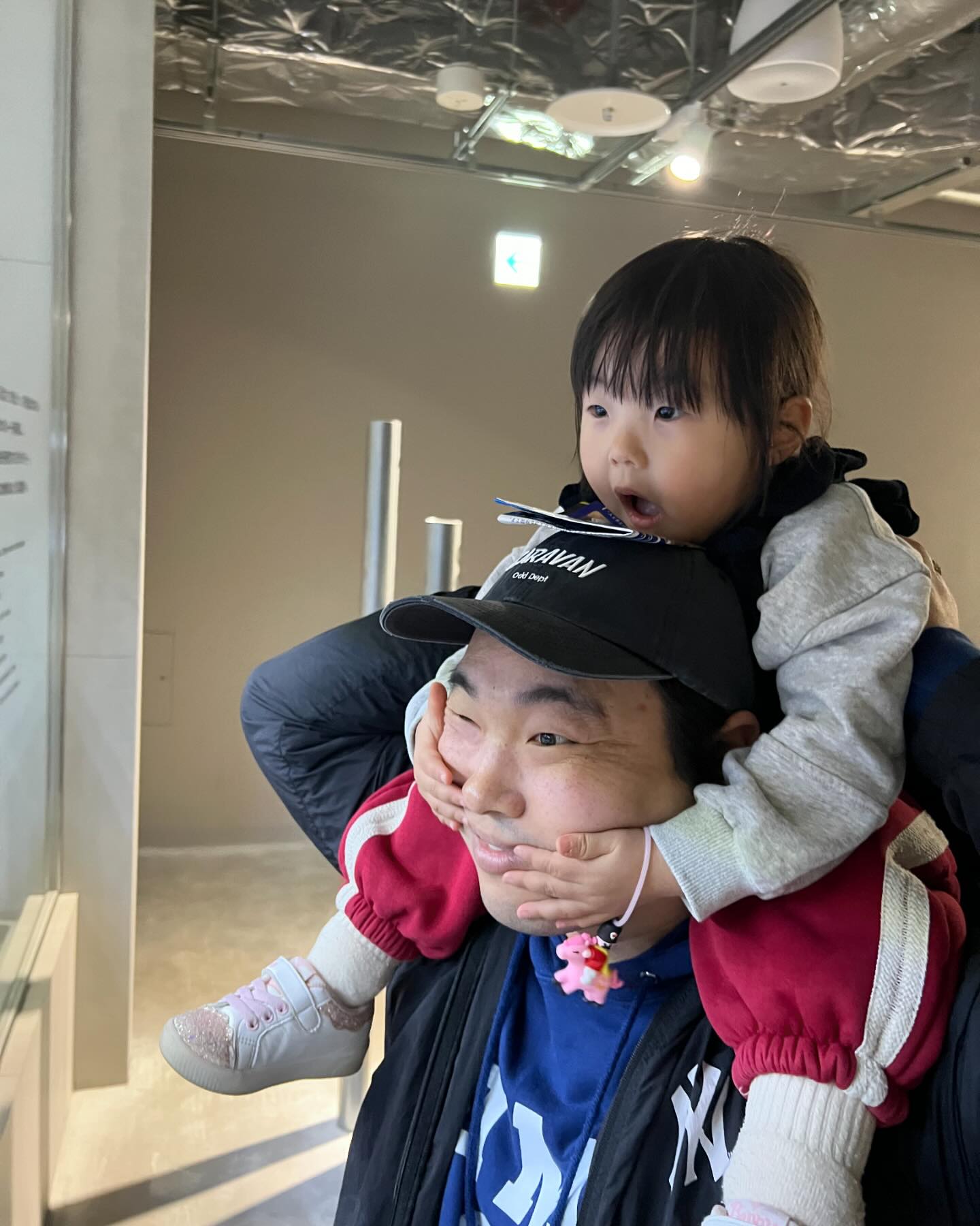 #우행시
사랑스럽고 귀엽고 다한 두사람과 함께한 시간❤️
행복만하자 우리!