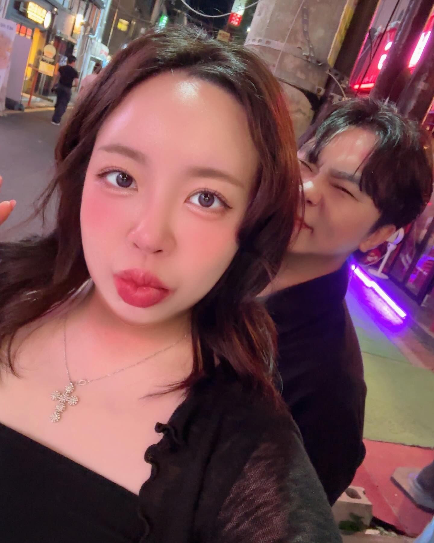 진짜 진짜 오랜만에 사람구경하고 배 터지게 먹기 ٩(◕‿◕｡)۶