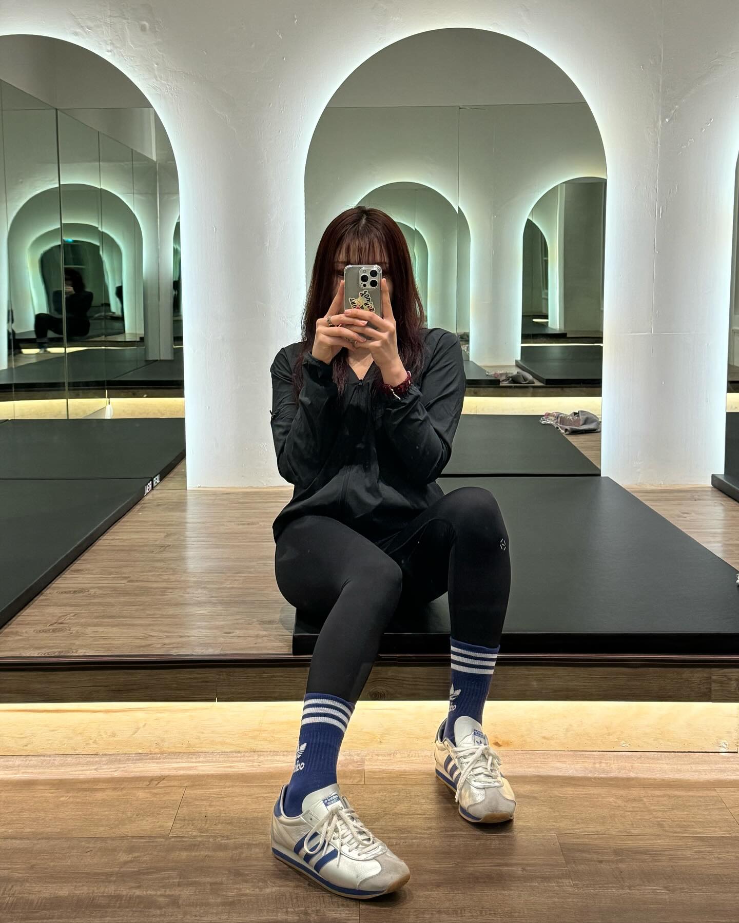 헬스장은 mn휘트니스 대치점으로 !

-
-
#mn휘트니스 #mn휘트니스대치점 #선릉역헬스 #선릉역헬스장 #선릉역헬스장추천 #대치동헬스장 #대치동헬스장추천 #대치헬스장 #운동하는여자 #운동하는남자 #헬스하는여자 #헬스하는남자 #health #healthylifestyle