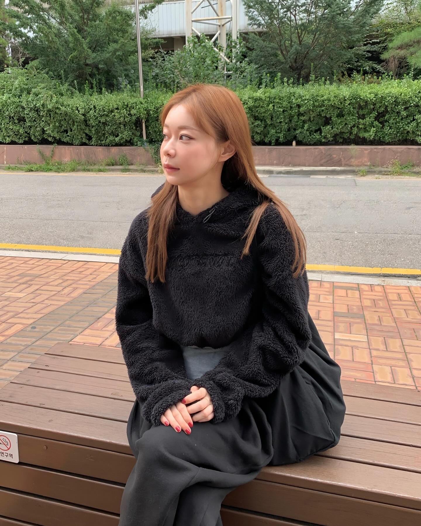 #광고 discodonut_official discodonut_daily #discodonut

요즘 핫한 브랜드 #디스코도넛 의 양털 후드티🐑🖤
갑자기 추워진 날씨에 입기 딱 좋음 ⋆◡̎⋆

#ディスコドナッツ