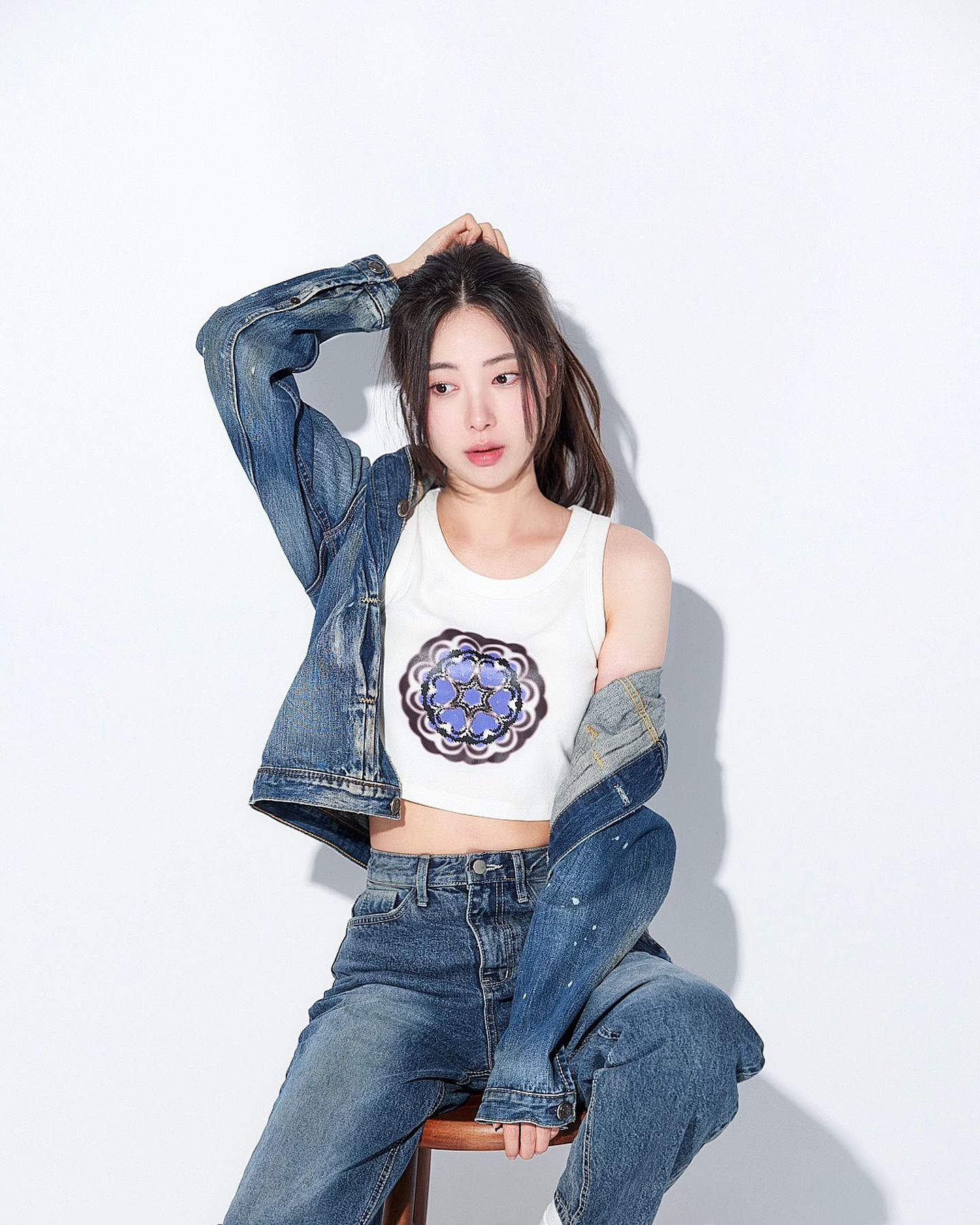 청청👖💙
.
. 
#denim#kfashion #생활한복#오우르#스튜디오#모델#피팅모델#프리랜서모델#여자모델#model#photo#프로필사진#촬영 
#studio#pic#korean#asian