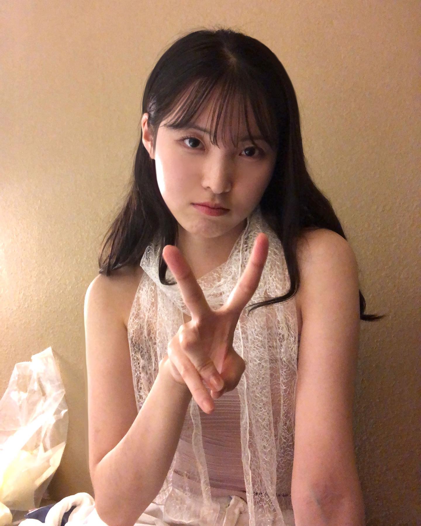 덥고 습한 날은 시원한 까페가 장땡이죠 사실은 집이 더 최고..

#셀피 #데일리룩 #뷰티 #튜브탑 #스카프 #스카프코디 #일상스타그램 #selfie #daily #좋반 #koreanfashion #koreangirl