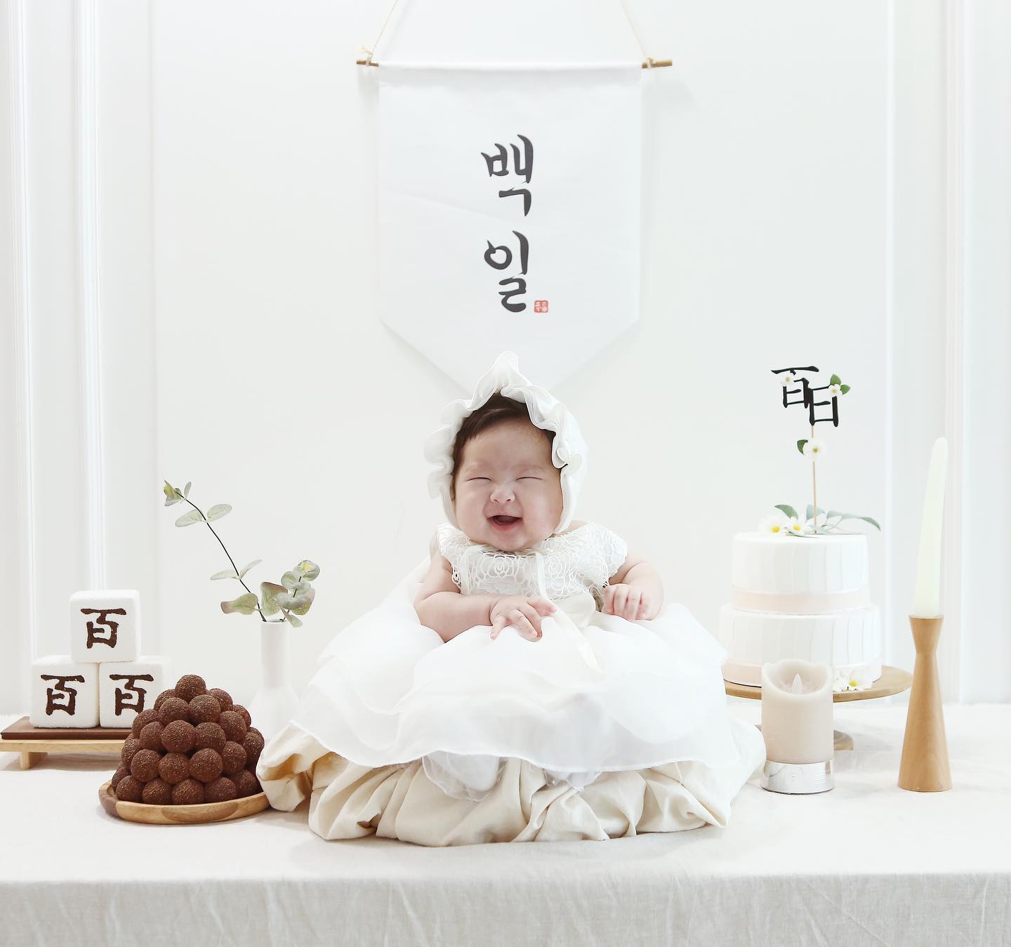 #뽀그리 #100일

무럭무럭 자라는 우리아기🤍
고맙고 미안한 마음이 들지만
엄마는 보겨리 사랑해😍

#성장앨범