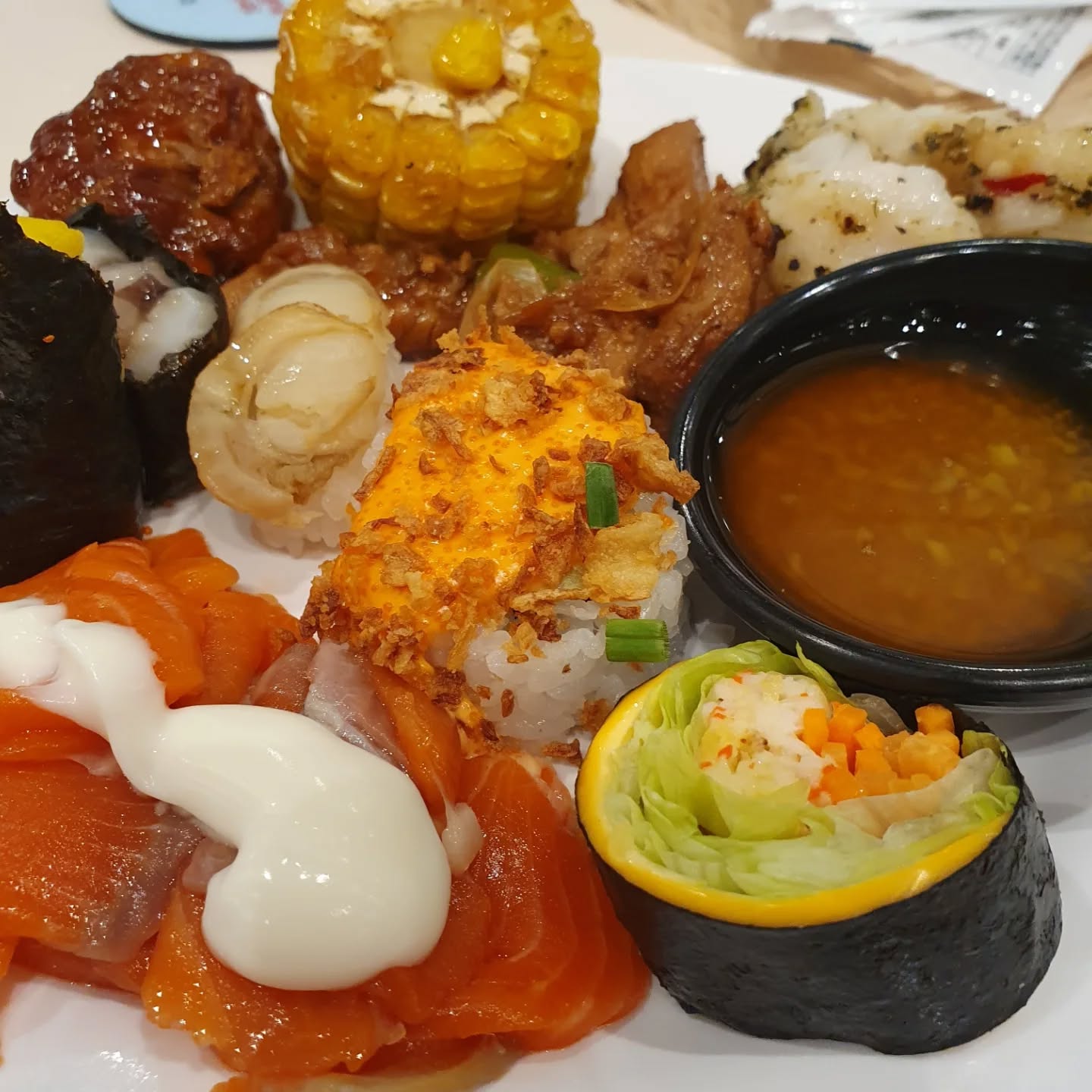 😋
오늘도 집앞 #애슐리
냠냠😝