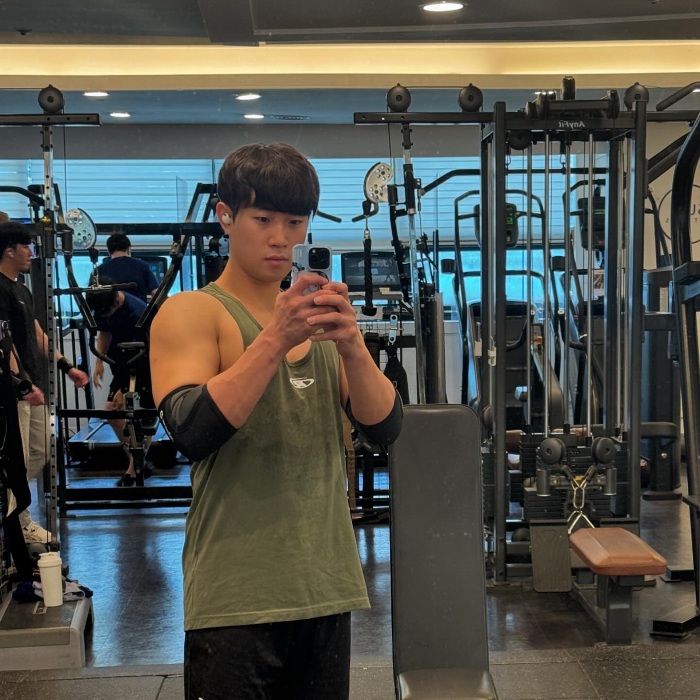 오늘도 주말운동 클리어💪
가슴 찢😆오랜만이라 전신 근육통~~
남은 주말도 즐거운 시간 보내기!! 

슬슬 출근 준비를 🥲