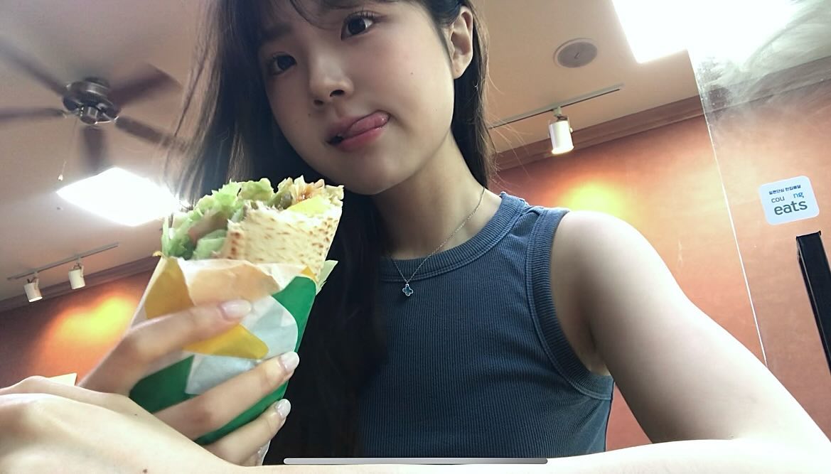 냠 !
.
.
.
#일상사진 #데일리 #모델사진 #모델스타그램 #먹스타 #먹방 #먹스타그램 #서브웨이 #일상모음 #일상스타스램 #모델일상 #셀카그램 #selfie #model #광고모델 #광고모델섭외 #daily #패션모델 #모델스타그램