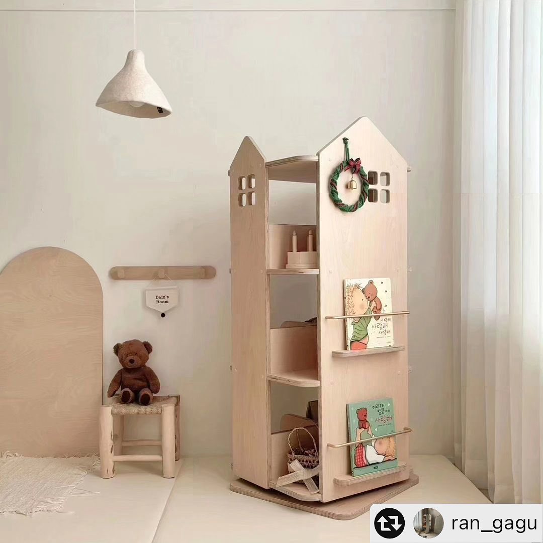 #리그램 - ran_gagu by get_multi_repost
🌱 란가구 회전책장, 교구장 새해 첫 네이버 핫딜!!

✔️주문접수 : 1/14~15
✔️주문방법 : 란가구 프로필 ran_gagu
방문하시면 주문서 선택 가능 합니다. 
1년만에 진행되는 란가구 네이버 스마트스토어 할인 행사입니다 :)
✔️기본할인20% + 알림받기쿠폰3% + 스마트스토어 재구매고객쿠폰3%자동적용 + 네에버적립1%(멤버쉽추가최대4%)

- 신학기 시즌이라 제품 문의도 많이 주시고 행사 기다리시는 분들도 많으신데요. 
제가 12,13일 조금 착각하고 안내드린 일정이 있습니다. 
갑자기 진행이 취소된 점 진심으로 죄송합니다 ㅠㅠ 

🌈 배송안내
현재 주문량이 많아 배송 기간이 조금씩 길어지고 있습니다. 많은 양해 부탁드립니다. 
1월14일 주문건 부터는 주문일로 부터 최대 30일 이내 배송 됩니다. 약속 드린 기간 내에 최대한 빠르게 받아보실수 있도록 최선을 다하겠습니다. 

[리그램이벤트]
위 게시물을 리그램 하신 후 참여덧글을 남겨주시면 추첨을 통해 두분께 아기토끼전면책장을 선물로 드립니다.
란가구에서 직접 선정하는 한분께는 하우스3단 회전책장을 체험하실 기회를 드리겠습니다. 
단, 회전책장의 경우 간단한 후기미션 있습니다:)
*비공개 계정 참여 불가이며, 추첨일 이후 7일간 게시물 유지조건입니다(내용+사진)
○이벤트기간 : 1/14~15
○당첨자발표 : 1/30이내

#회전책장 #회전책장공구
#교구장 #교구장공구
#유아책장 #새해선물 #아이방꾸미기 #신학기준비