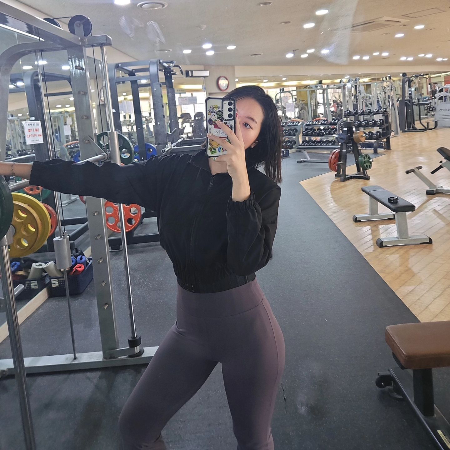 #오운완

진짜 오랜만에 운동하네....
사실 나 이거..#운동스타그램 이었네... 😅머쓱ㅎ

겨울 준비 나보다 잘한사람 있나...? 거의 뭐 제철입니다
아쥬 살이 오동통 올랐어~☺️

이제..여름 준비합시다...😚😂😂

꿀꿀 🐽🐽

#운동소통 #운동인증 #눈바디 #눈바디체크 #바디체크 #다이어터 #fitness #workout