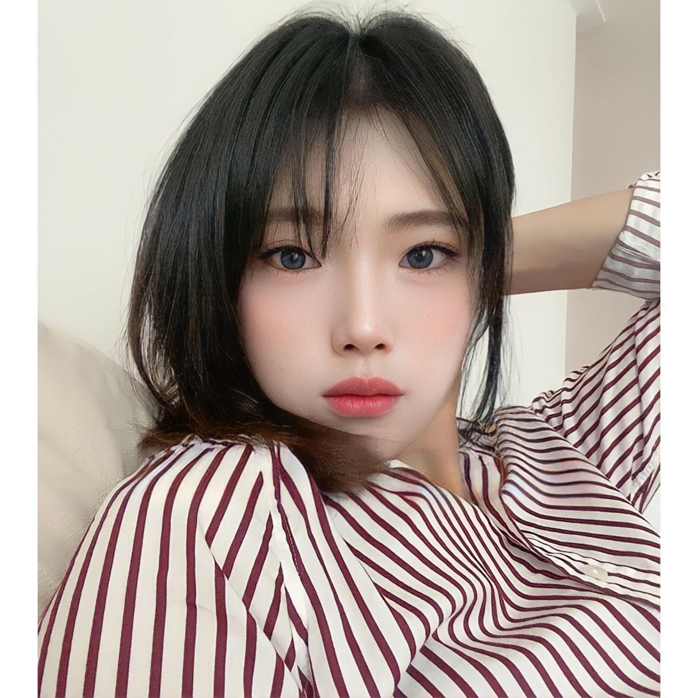 🫥

#인스타#인친#소통#맞팔#휴식#셀피#일상#좋아요#맞팔해요#맞판환영#팔로우#팔로미#선팔맞팔#선팔#셀스타그램 #얼스타그램 #셀피 #follow4follow #followforfollow #f4f #셀기꾼 #데일리룩 #다이렉트 #사진빨 #천안 #신부동 #두정동 #서울