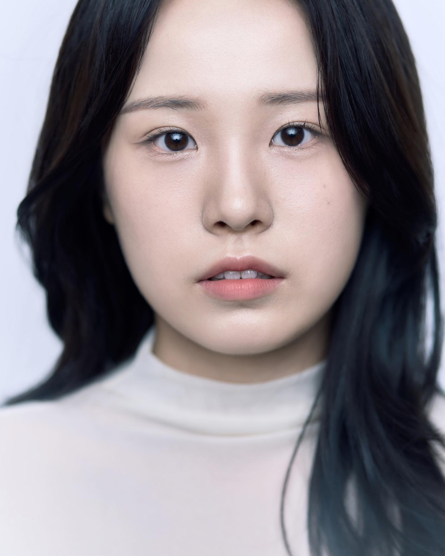 ㅤ 
⚪️ 송지우 Song ji woo | 2002.09.23