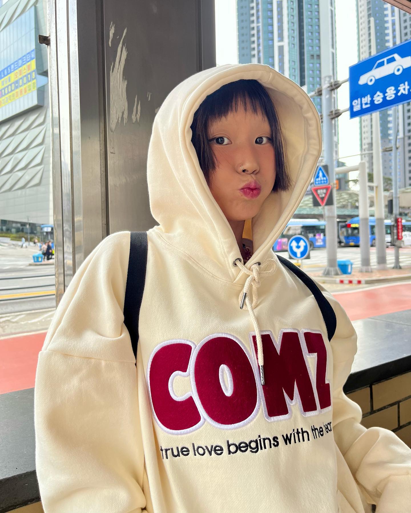 #협찬

후드는 많을수록 좋지용 👌🫶🏻

commonz_official 
#커먼즈 #커플후드티 #크림후드티 #후드티코디 #가을옷코디