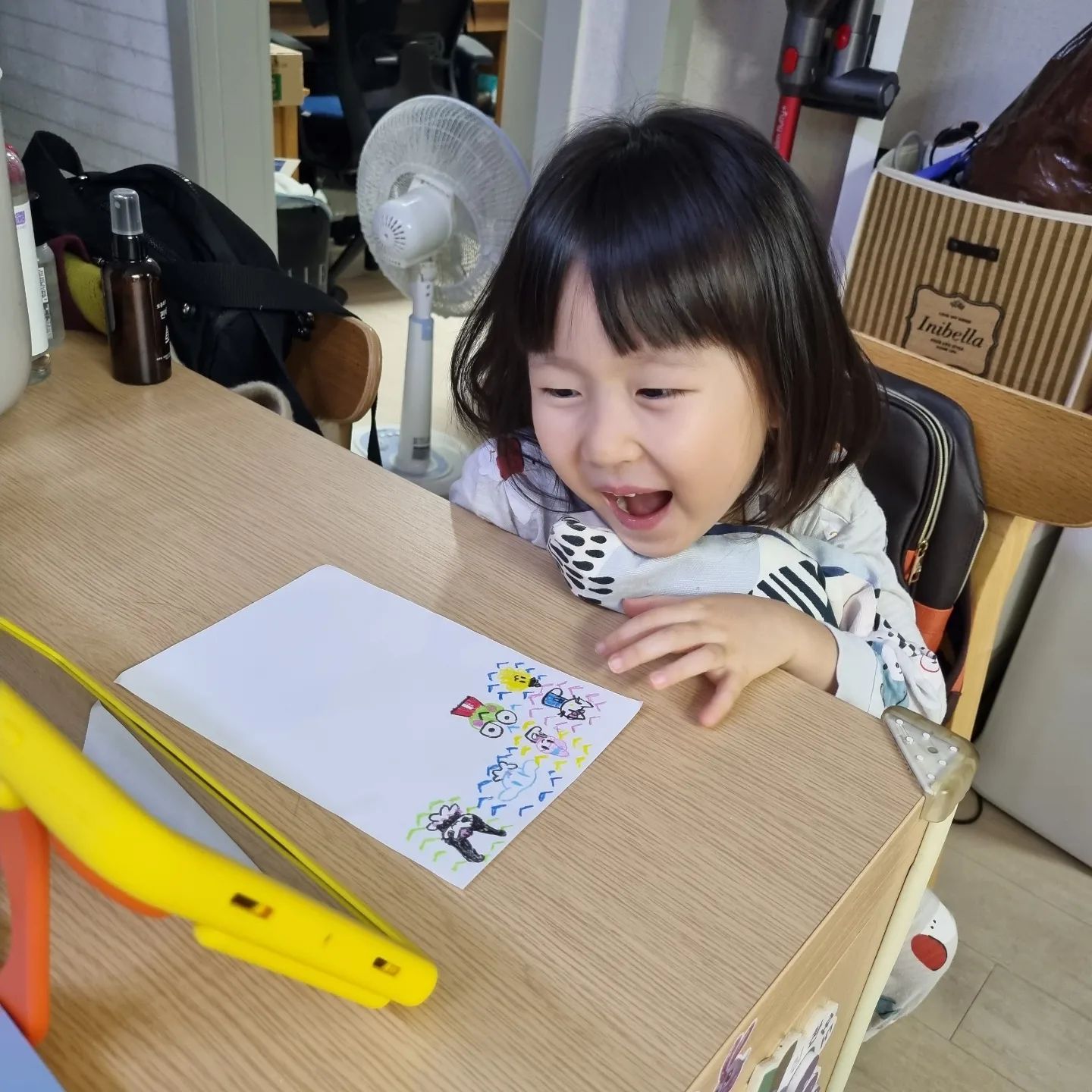 #무상대여 이지만 진심담은 솔직후기

건강양이 엘리하이 키즈 수업 중에 제일 좋아하는 과목은?
바로 수학인데요 0️⃣1️⃣2️⃣3️⃣
수학 수업 들으면서 찐 즐거운 표정으로 집중하면서 듣고 있는 건강양이랍니다 👧

#엘리하이키즈 유아수학 학습지로 추천하는 이유 2가지!

1. 사고력 X 연산력 수학
초등수학 5개 영역과 연계된 커리큘럼
수학 잠재력을 깨워 줄 창의 사고력 수학 활동
태블릿 학습과 함께하는 지면 교재로 학습 효과 극대화📚

2. 두뇌 잠재력을 키우는 탐구코딩 💻
유아 대표 지능 검사 지표 기반의 종합 두뇌 발달 프로젝트
과학 및 사회 초등 교과와 연계된 코딩 활동으로 컴퓨터 사고력 향상

일단 우리 아이가 재밌게 하는지가 젤로 중요하죠
무료체험 해보시고 결정하세요

👉 무료체험 바로가기
http://mkids.mbest.co.kr/?ptname=C3754

💥 2023년 12월 31일까지 삼성카드 할인 프로모션도 진행중이니 그동안 망설였던 분들은 이번 기회에 시작해보세요!

#유아수학학습지 #유아수학 #패드학습 #패드학습지 #태블릿학습지 #유아학습지 #6세학습지 #유아홈스쿨링 #홈스쿨링 #유아태블릿 #6세수학 #메가스터디교육 #6세한글 #6세영어 #유아화상수업 #유아한글 #엘리하이키즈화상수업 #6세한글공부 #한글떼기