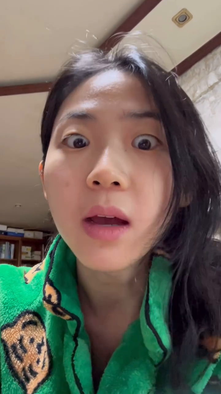 딸기가 엄청 맛있으면 생기는 일.
허 참 어이없네? .. 더보기
