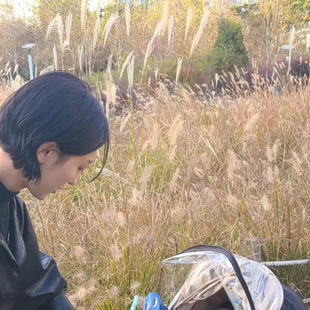 아베크혜진 on Instagram: "#광고 찬바람이 불기 시작하면 바로 찾는게 되는 목폴라 티셔츠 🧣 워낙 기관지가 약해서 목이 추우면 감기에 잘 걸리기도 하고 레이어드의 계절 가을, 겨울에는 코