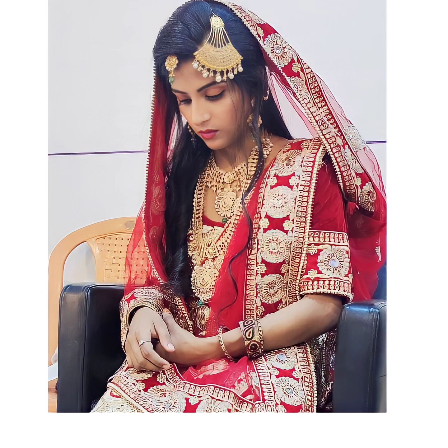 Aura Beautique ✨
Dm 8015174841📞
.
.
#aurabeautique 
#auraacadamy07 
.
.
#makeup #makeupartist #makeuplover #bridal #bride #mua #fassion #model #modeling #makeover #style #look #likesforlike #like #instalike #muslimmakeup #muslimbride #muslimgirl #modelgirl #share #costume #jewelry #trending #hardwork #makeupbookings #chennaimakeupartist #share #beauty #beautiful