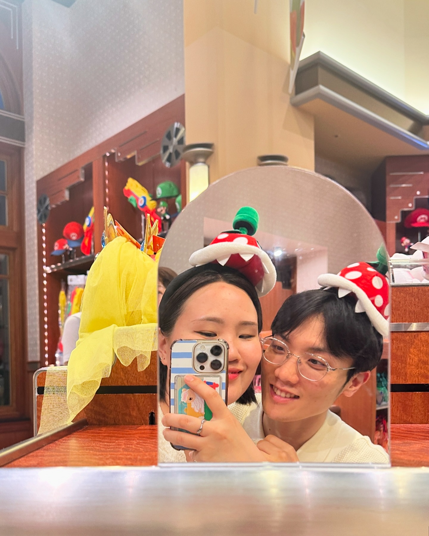 thx2 💜
무엇을 말하든지 긍정 + 응원 + 지지해주는 내편
떡볶이만 먹어도 즐겁고 행복한
지금처럼 잘 지내자 
내인생의 🎁🐟🎀
앞으로 우리가 함께하는 인생이 기대돼 🎈