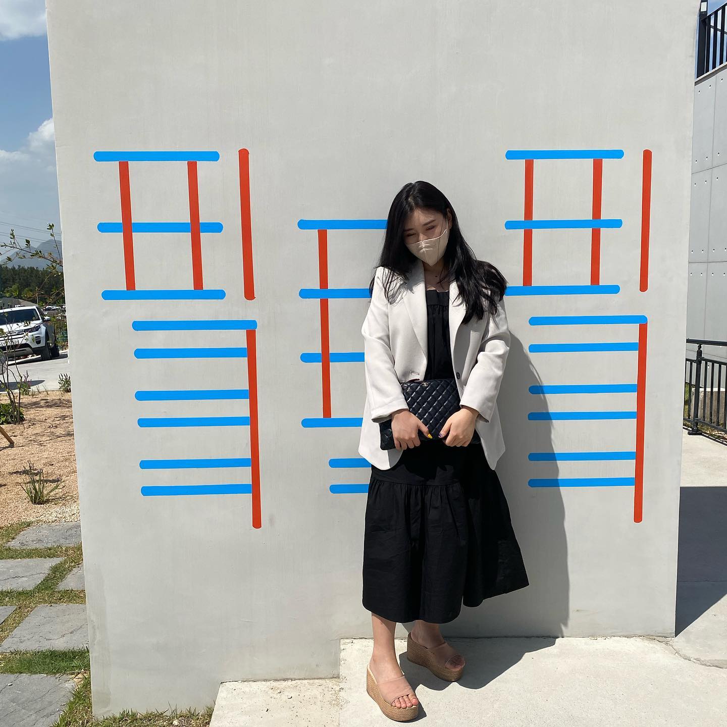살이 자꾸 찌고 갈수록 찐다🤧
12주만 지나라 ,, 당장 운동 시작할거다

욱아휴직 때 다들 집에서 뭐하고 지내나요?
나만 심심한가 🥹

#얼굴이변하는중 #돼지 #🐽 #비만대기중