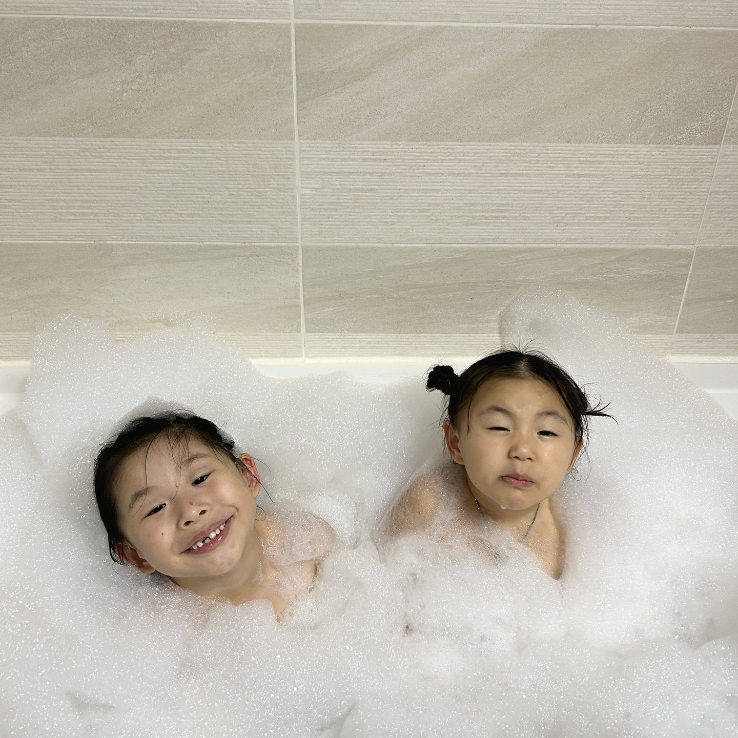 거품목욕🛁

#거품목욕 #라라자매의기록