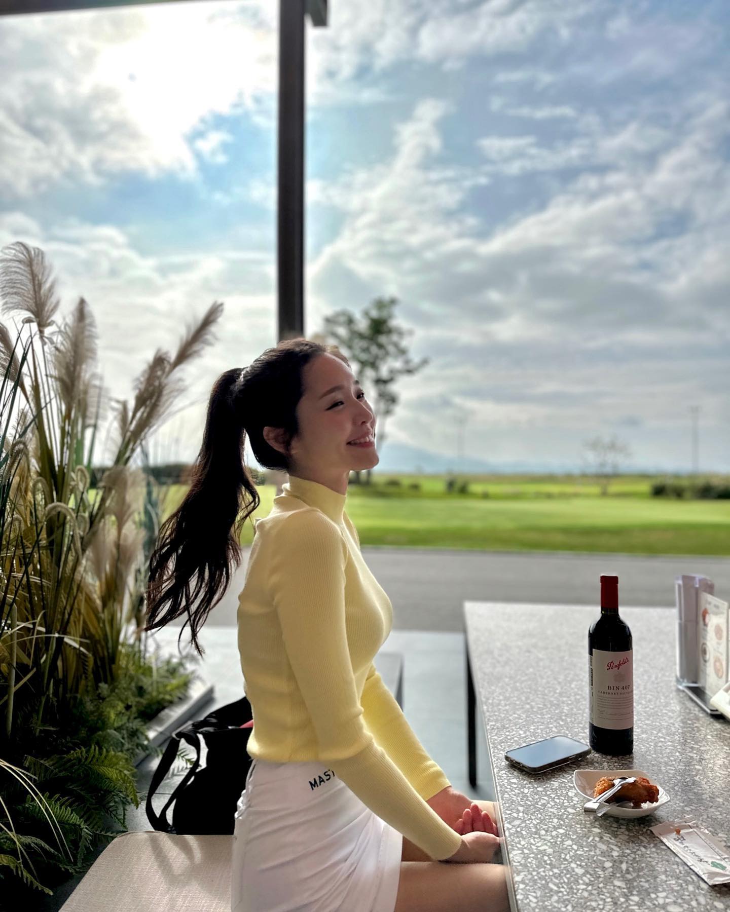 Wine & golf = 💛
#마스터바니에디션 
#크리스몰
#골프치는여자 
#golf
#clubhouse