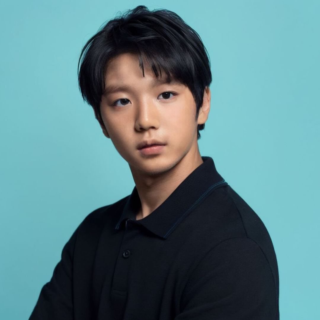 #협찬

20살 우리 아들 셋째♥️
안 반하면 이상하지ㅋㅋ
왜이렇게 멋있지?😍😍
여자들 줄 서겠다고 큰일났네ㅋㅋ

배우 닮았는데 생각 안 난대서
내일까지 생각들 하시라고 미션줌ㅋㅋ

나 절대 늙으면 안되게따ㅋㅋ
남편은 자기 어릴때라는데
너 20살 때 안 이랬거든?콱🤬🤬
🤣🤣🤣🤣🤣🤣
진짜 이렇게 키우고 싶다ㅋㅋㅋ
봐도 봐도 멋지다💋💋💋
내 아들 이찬우💕

istar.studio 👍🏻🥰👏🏻

제안해주시고 이렇게 
좋은 추억 멋진 사진 감사해요👍🏻👏🏻
사업 번창 격하게 응원합니다🙌🏻🙌🏻🙌🏻

AI 첨단 기술로 아이의 현재 모습
사진으로 미래 모습을 미리 예측해봐요

https://i-star.studio/

어제 스토리 역대급 폭주사건
우리집 삼남매 사진에ㅋㅋㅋ

#이대로만자라다오 😘
#아이별스튜디오 
#AI프로필 #ai프로필사진 
#타임머신컨셉 #아기프로필
#키즈프로필 #주니어프로필 
#삼남매 #셋째 #아들 #5살