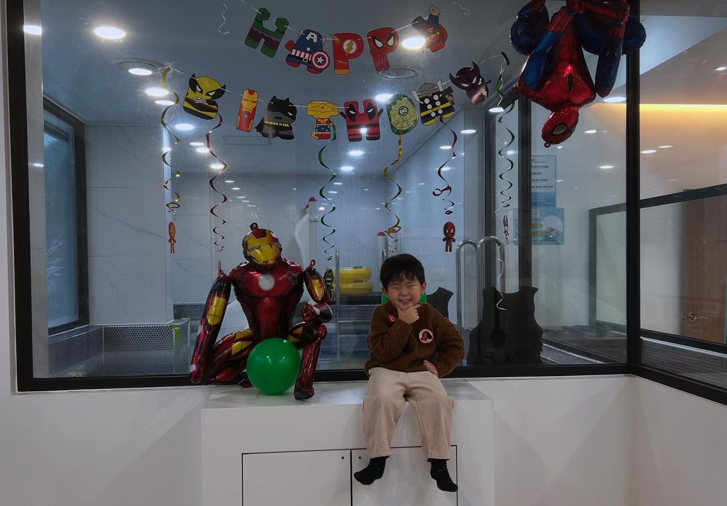 ෆ 

우리가족 모두 행복했던 제하 생일 🫶🏻