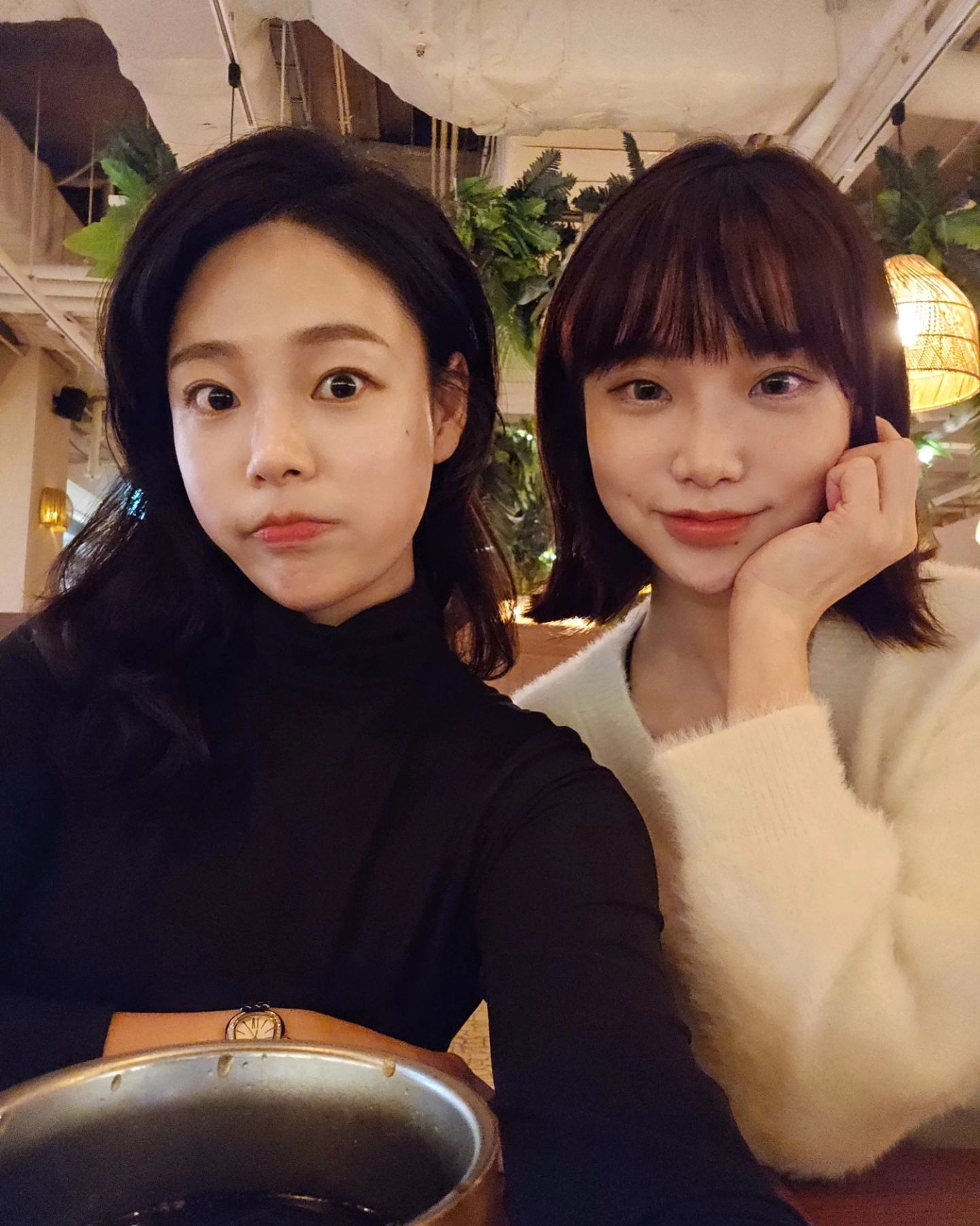 요즘 자주 보는 언니들이랑 내일도 좋은 시간 
두근두근💓 💓 
올리고싶은 사진 넘 많은데 미루다 미루다 이제올리기
피드 채우고싶은데 너무 바ㅃ....
아프리카사진은 내년에 올려야겠넹ㅋㅋㅋ