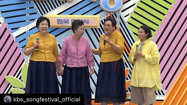👉전국노래자랑 이벤트👈

🖐팔로워필수🖐
🖐소문내기 🖐
💯#리그램이벤트

일요일 12시10분
11월 12일 일요일
전북 익산시 편_방송

고 구 마
3행시^^ 이벤트
 
‘이 게시물의 댓글'로 
남겨주세요.

🖐5명🖐 선정해

🎁익산_날씬이고구마
10Kg 🎁

선물 보내드립니다.

이벤트는 
2023년 11월 14일(화) 
오전 9시에 마감합니다.

여러분의 
많은 참여 바랍니다!

#KBS #전국노래자랑 
#이벤트 #팔로워
#팔로워이벤트
#MC #김신영
#전북 #익산시
#익산특산물
#익산특산품

고 구 마
3행시^^ 이벤트

‘이 게시물의 댓글'로 
남겨주세요.