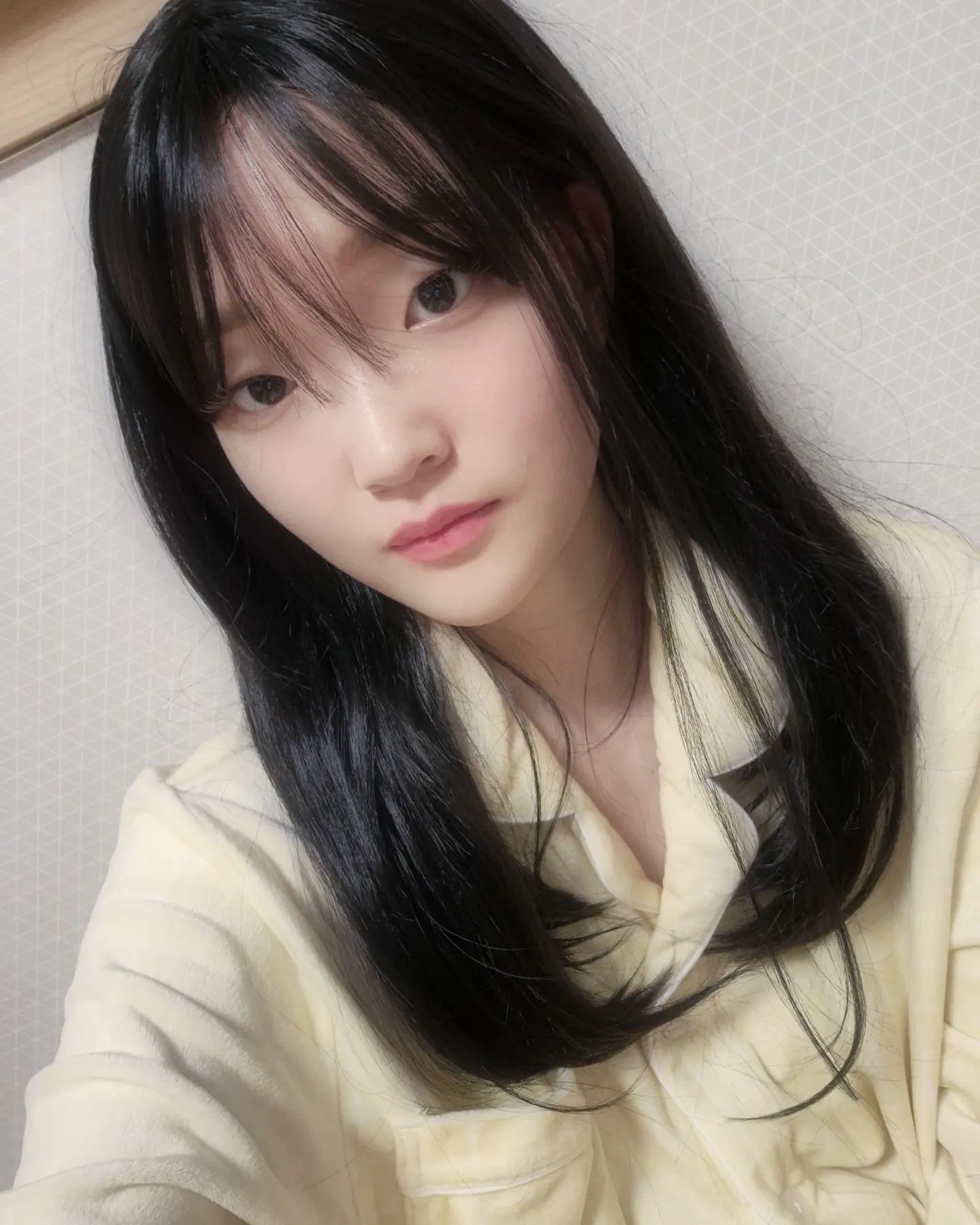 흑발에 긴머리 어때?