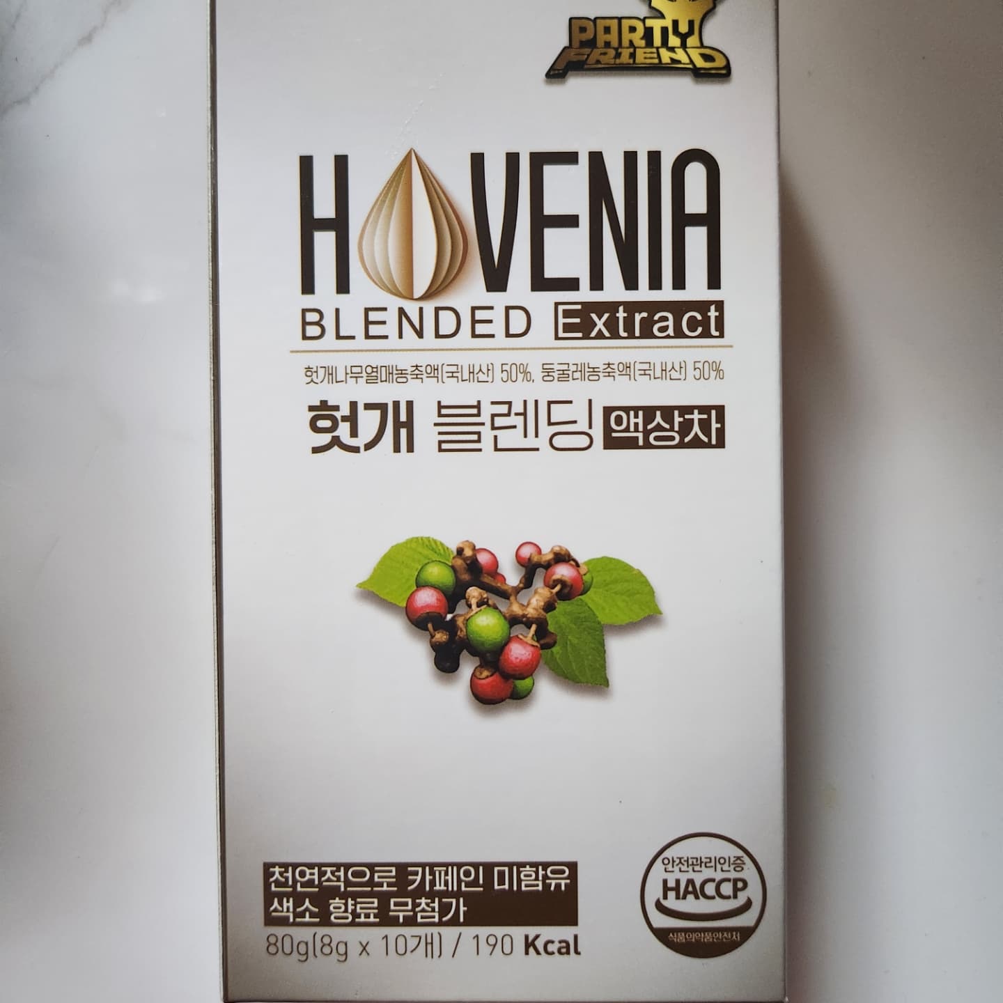 #협찬 물한방울없이헛개나무열매와 둥굴레뿌리로만들어진#헛개블렌딩

✔️소량녹충액에향료만넣은헛개맛음료와달리
숙취해소에좋은헛개나무열매와
피로해복에좋은둥굴레뿌리농축액이100%

✔️영양소소실없이원료효능은그대로
5단계독자적가공시스템을개발해간편한스틱형액상으로만들어진#헛개블렌딩 

과음한다음날숙취로갈증날때한포타서마시면
숙취해소로너무좋아요👍

#헛개블렌딩 #헛개차 #둥굴레차 #국내산 #숙취해소 #피로회복 #갈증해소