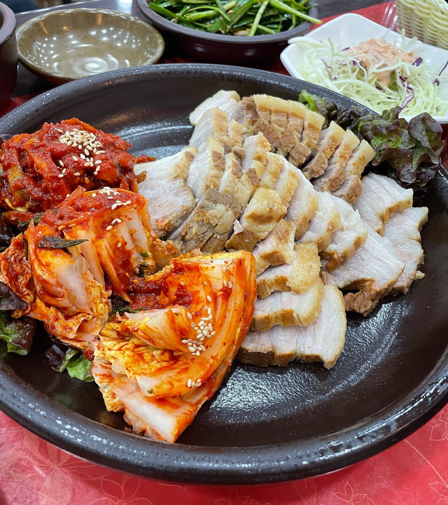 📍항아리보쌈 거여역점

서울 송파구 거마로 14 청송빌딩
*
*
#항아리보쌈 #거여역맛집 #송파맛집#보쌈맛집#쟁반막국수#먹방#먹팔#먹스타그램#맛집#거여맛집#보쌈