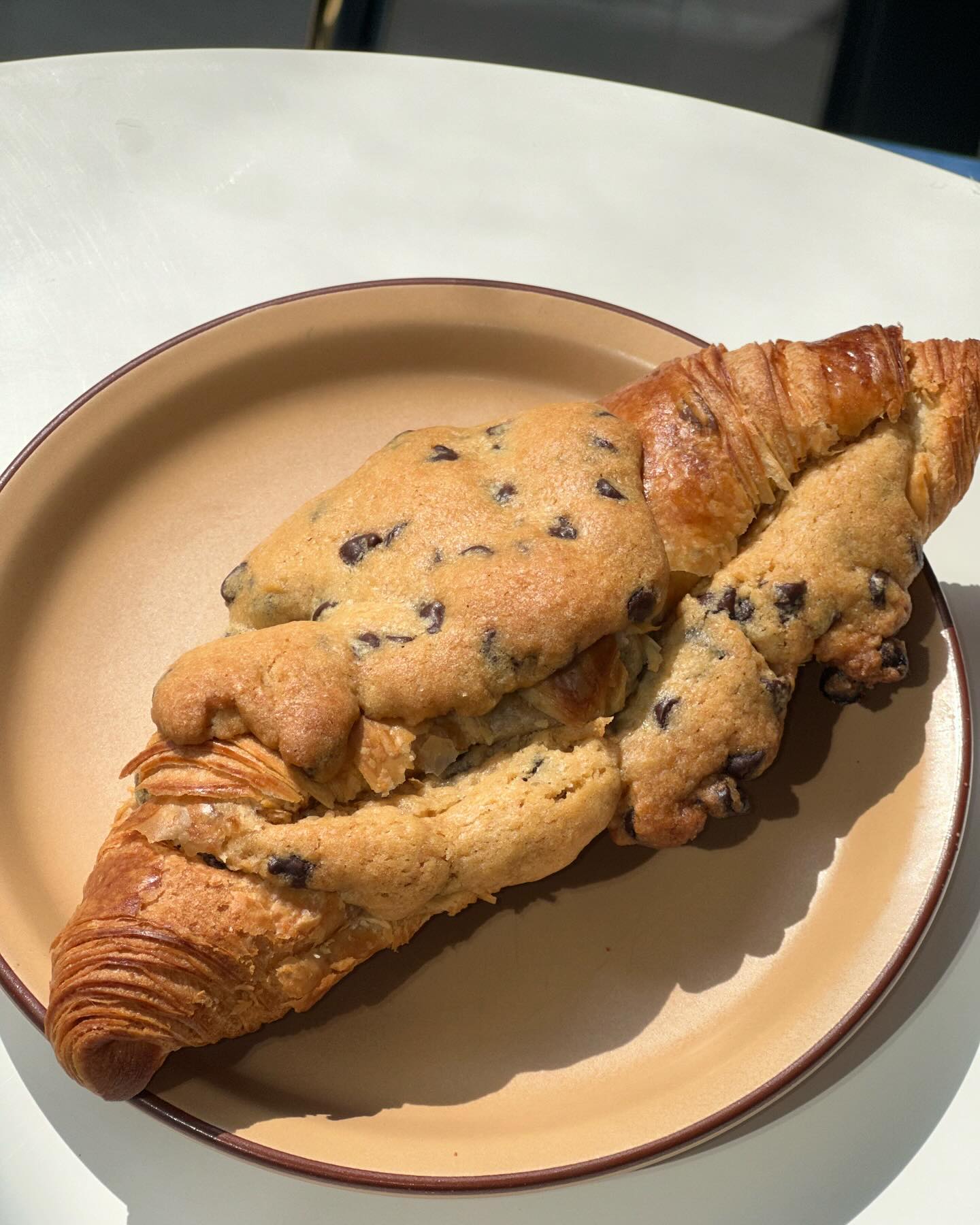 내가 만든 쿠키~~🍪로 만든 크루키 🥐
내가 만들었지만 진짜 맛있는 크루키..
다들 이 맛도리 드시러 오세여♥️♥️♥️

#속초 #속초카페 #대포항 #크루키 #속초핫플 #속초베이커리카페