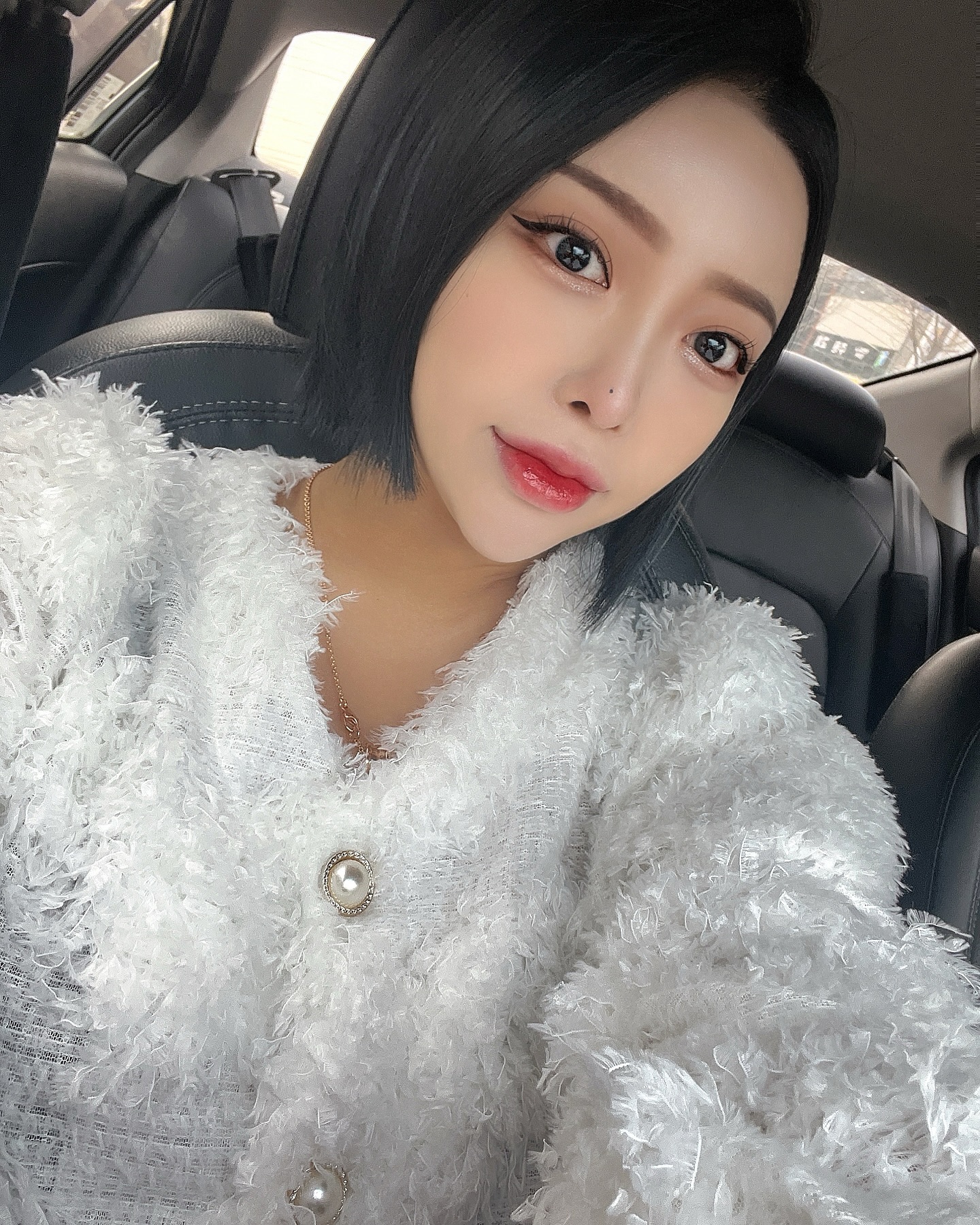 내입술 촉촉착착 🫦
