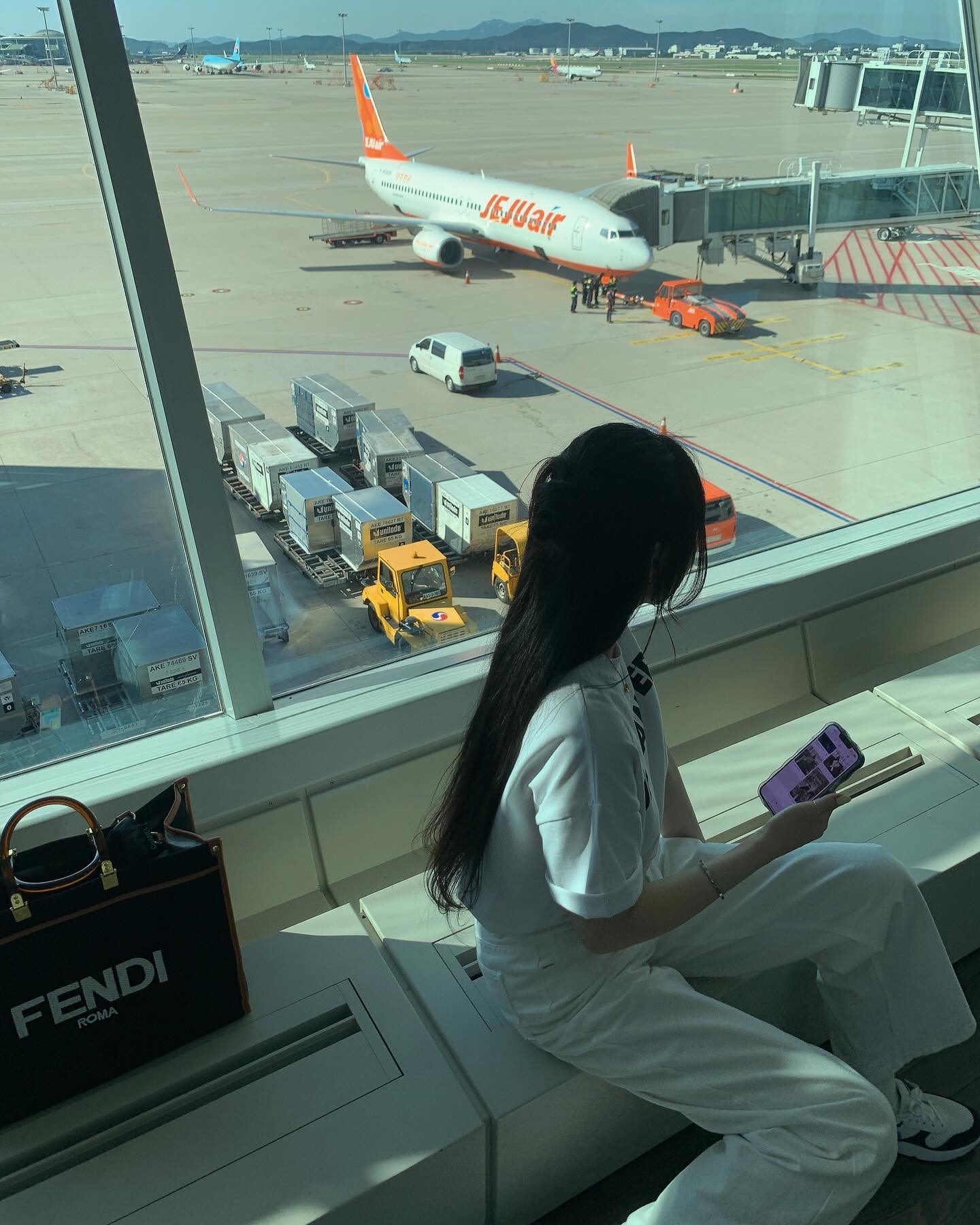✈️