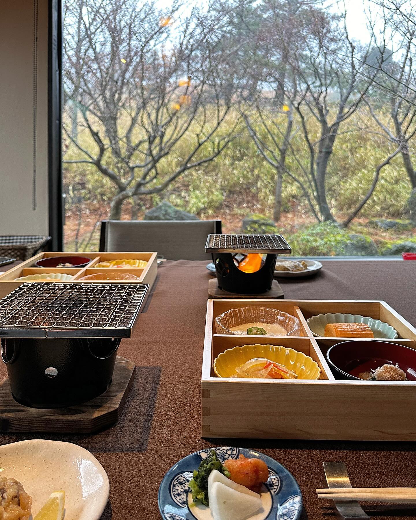 - 
먹으러간듯한 일본… 나만 그런거 아니지🥢🤪🍺