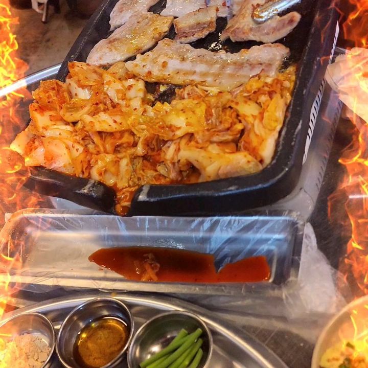 #협찬 #발산역고기집 #발산역삼겹살 #발산역회식장소 #마삼구김치삼겹살 #강서구맛집 #발산맛집 #발산역목살 #발산역핫플 #마곡나루삼겹살 #먹스타 #먹방 #술스타그램 #일상 #daily #foodie #food #likesforlike #instafood #selfie #pig #kimchi #instagram #mukbang