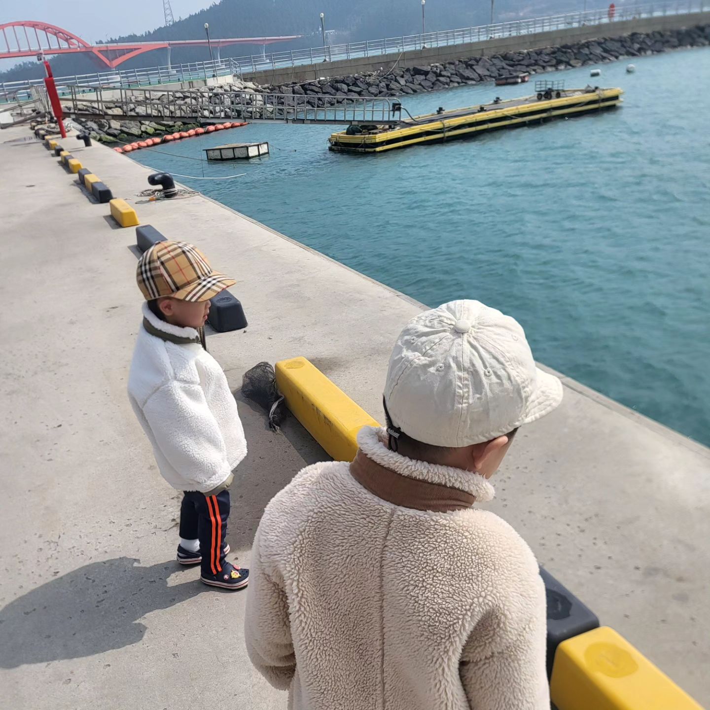 역시친정은사랑이다
왕복10시간도 힘들지않음🥹
먹다가온것같다
다시다이어트해야지(평생다이어트지머😋
다음달에또가야지
ㅋㅋㅋㅋㅋㅋ