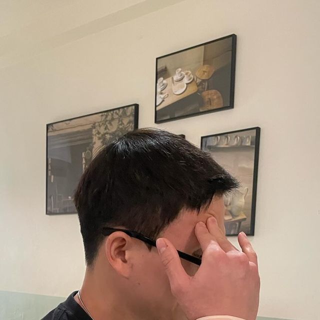 운동하는나부랭이 on Instagram: "#광고 - 솔직히 차고있는지 몰랐네 ㅋㅋ근데 잘잡아주네 미끄럼 방지도 있는데 진짜로 미끄럼방지더라ㅋㅋ . . . . . . . #광고#프지마#마른파이브#marun5#프지마손