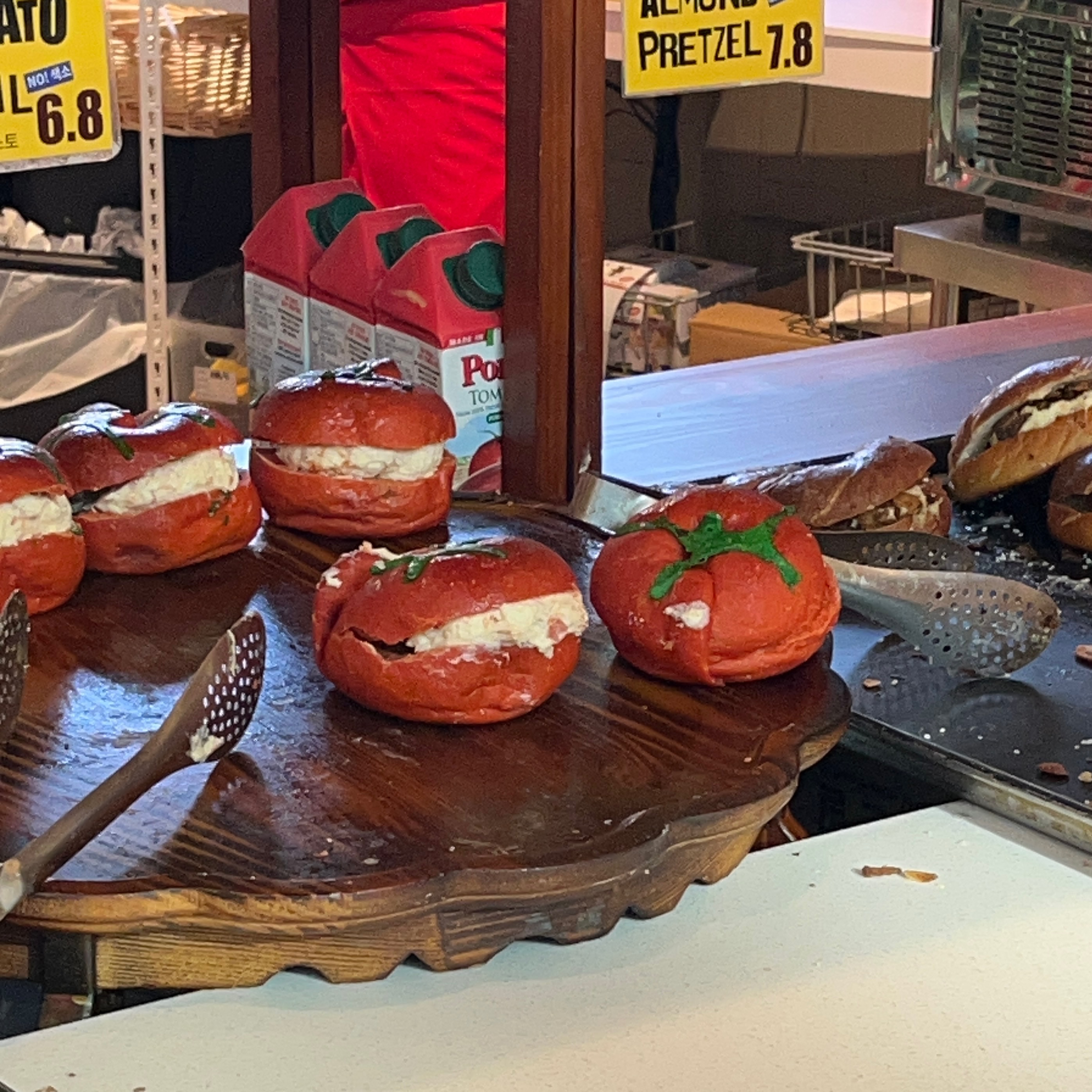 귀엽지만 바질 빼주세요🍅
